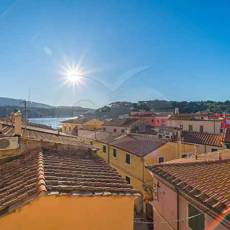 Il Comandante - Goelba * Porto Azzurro