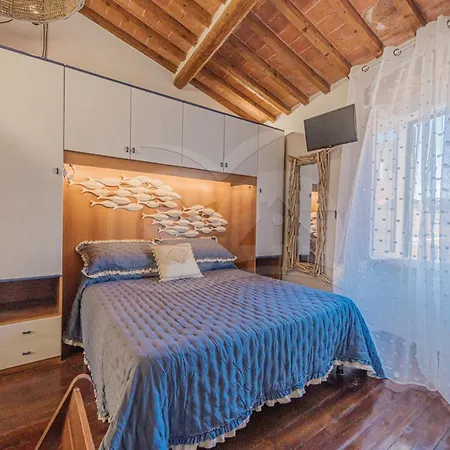 Il Comandante - Goelba * Porto Azzurro